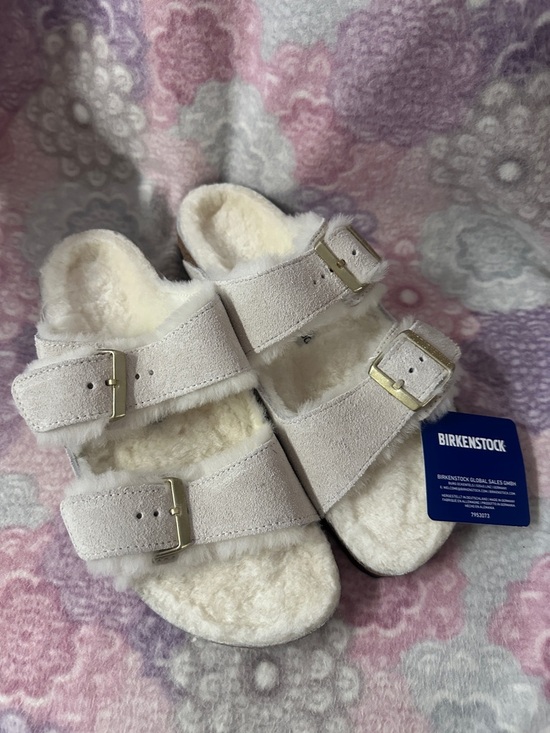 Birkenstock Shoes - Birkenstock Cream Shearling Arizona Double Strap Sandals